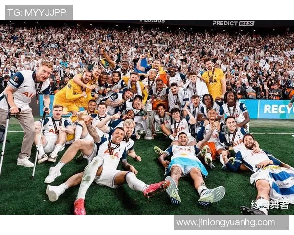 今日五大联赛焦点赛事全景回顾:从英超到西甲的精彩瞬间与关键战况解析 今日五大联赛焦点赛事全景回顾:从英超到西甲的精彩瞬间与关键战况解析