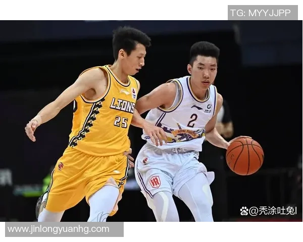 CBA后场球员技术特点与赛场表现深度分析及发展趋势探讨 CBA后场球员技术特点与赛场表现深度分析及发展趋势探讨