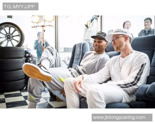 球星私服品牌大揭秘 他们最爱的时尚单品与穿搭风格解析 球星私服品牌大揭秘 他们最爱的时尚单品与穿搭风格解析